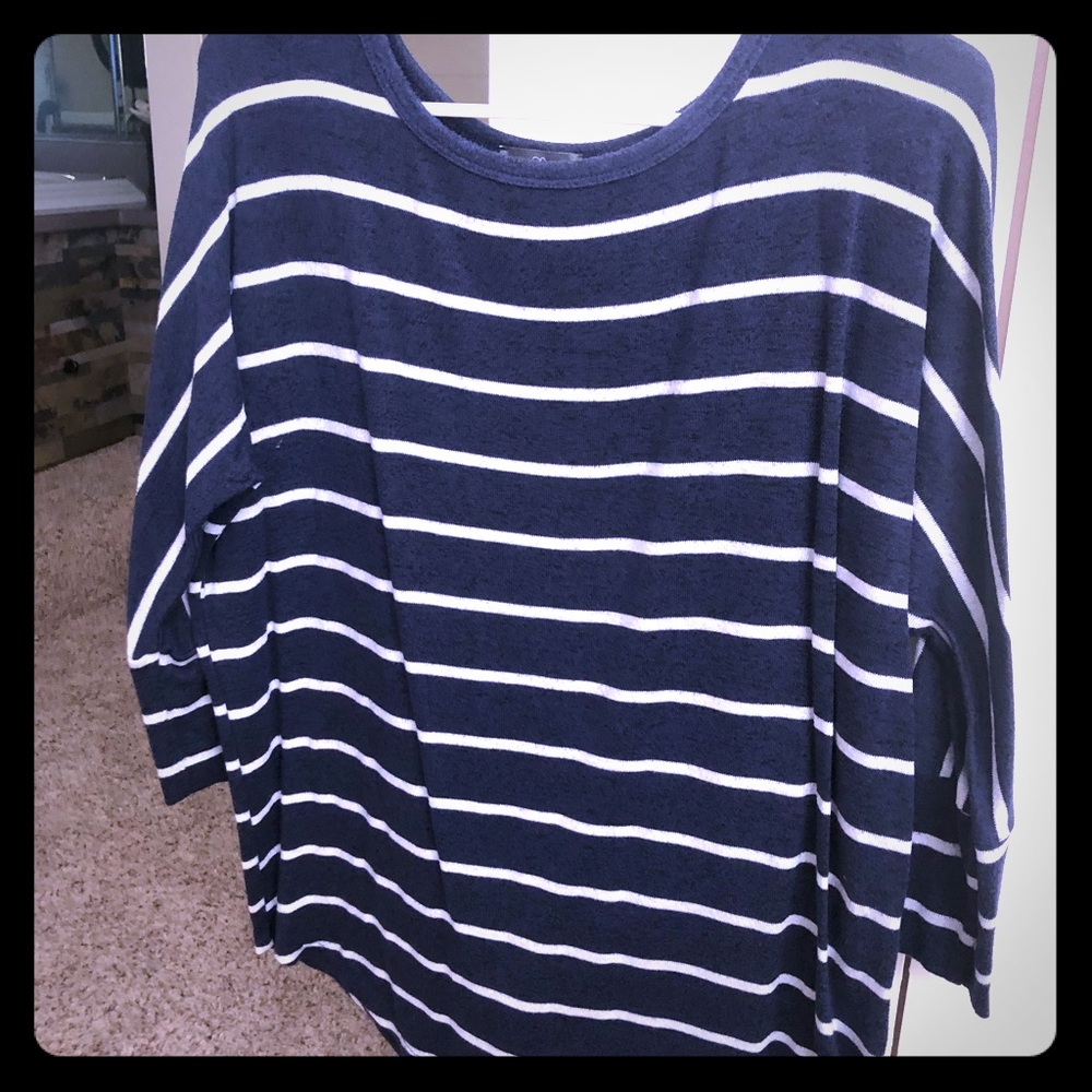 Market and Spruce Navy Stripe 3/4 sleeve Sweater
